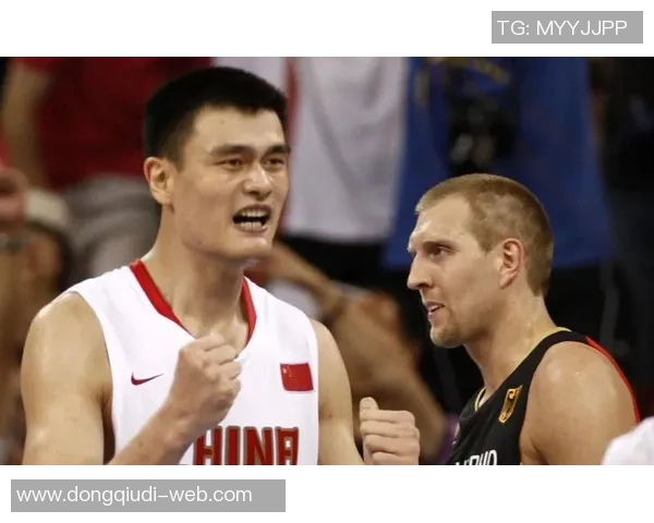 拉希德与姚明的篮球传奇对决探秘两位巨星的巅峰时刻与影响力